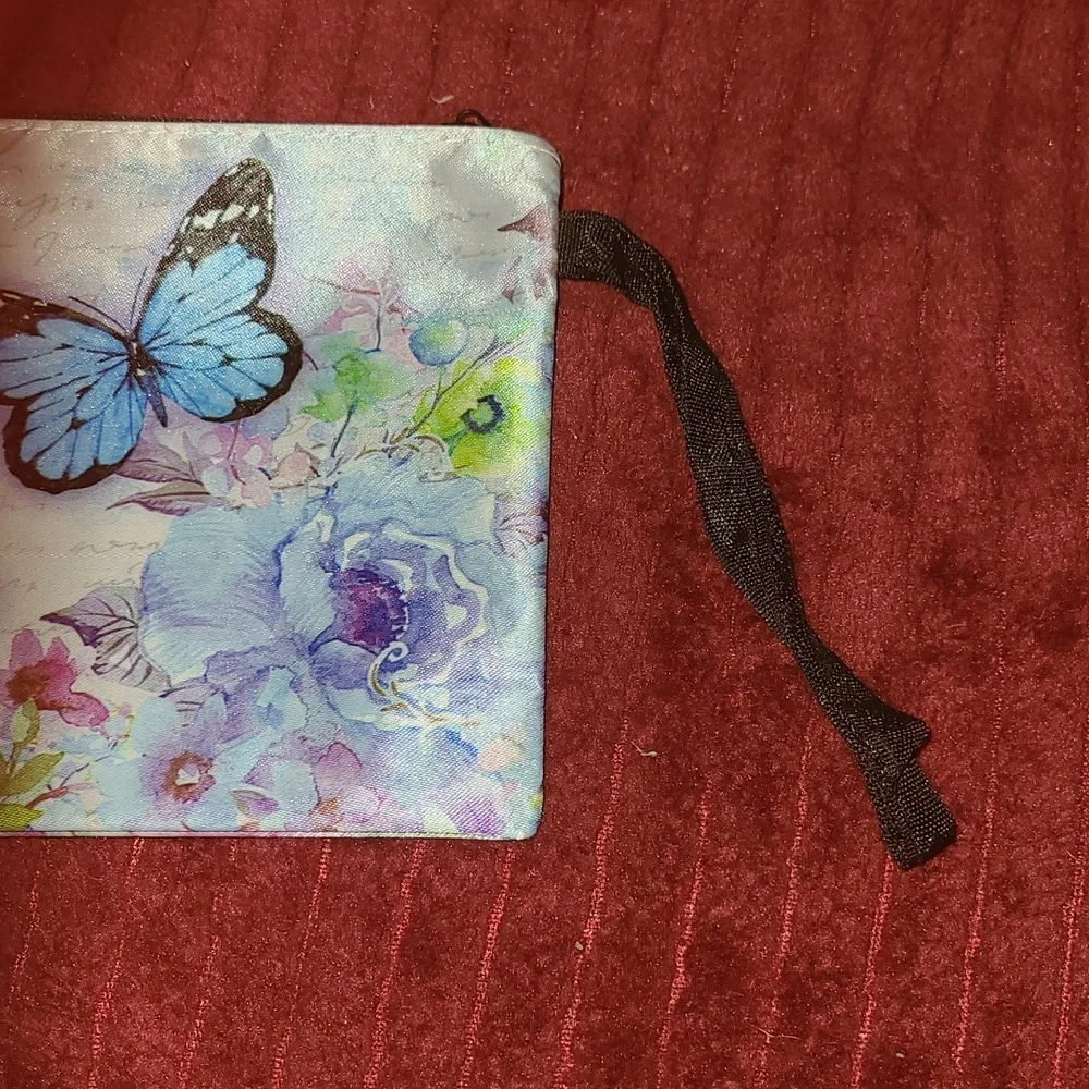 Gorgeous butterfly pouch wristlet bag - Picture 2 of 8